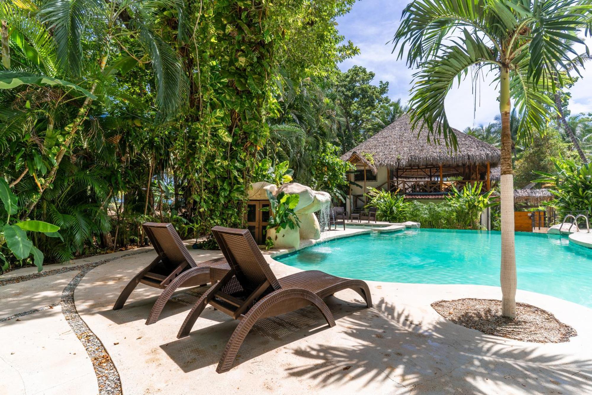 Banana Beach Bungalows Playa Santa Teresa  Εξωτερικό φωτογραφία