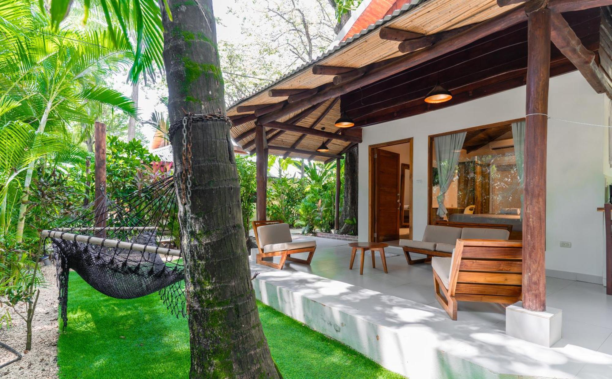 Banana Beach Bungalows Playa Santa Teresa  Εξωτερικό φωτογραφία