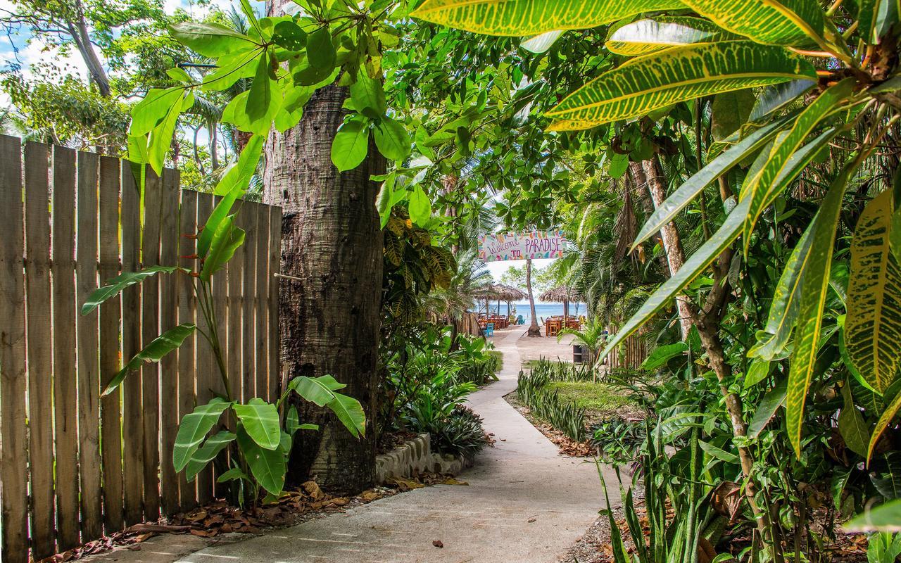 Banana Beach Bungalows Playa Santa Teresa  Εξωτερικό φωτογραφία